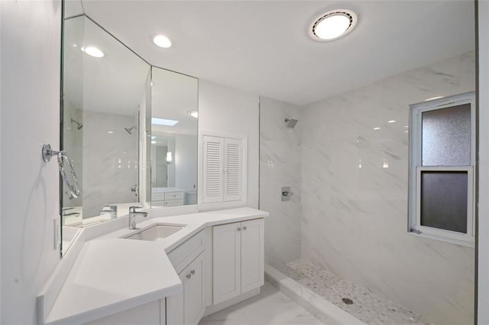 Image No.31-3 Bed Property for sale