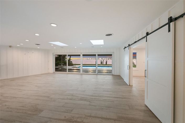 Image No.33-3 Bed Property for sale