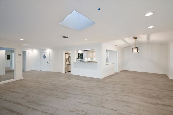 Image No.38-3 Bed Property for sale