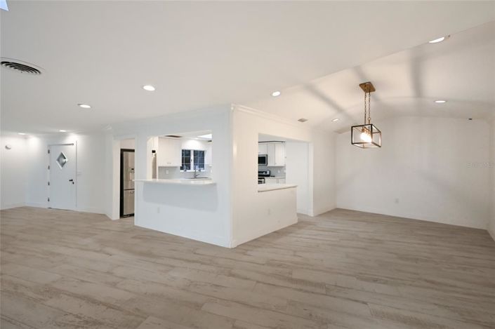 Image No.39-3 Bed Property for sale