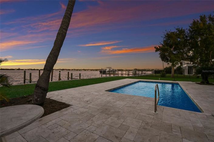 Image No.9-3 Bed Property for sale