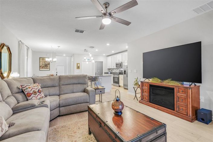 Image No.37-5 Bed Property for sale