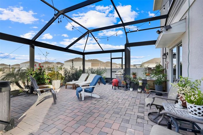 Image No.51-5 Bed Property for sale