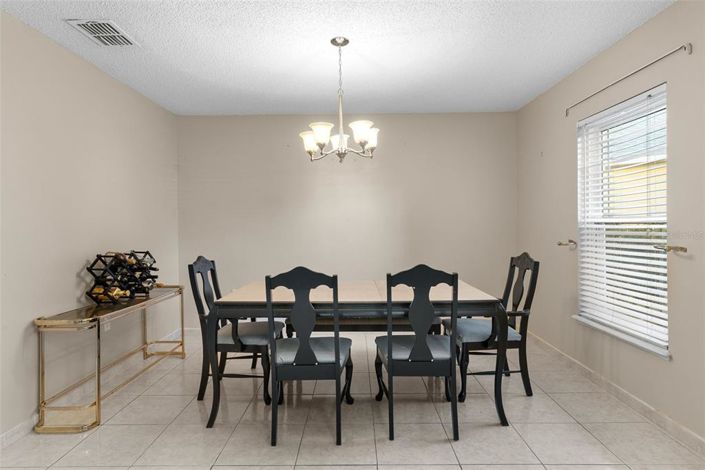 Image No.11-4 Bed Property for sale