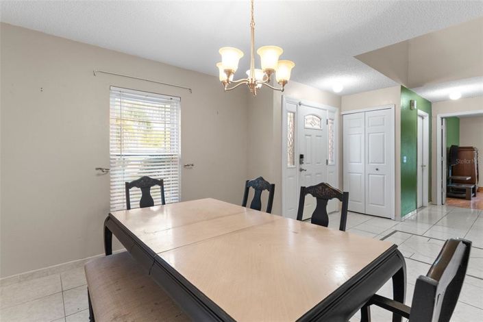 Image No.12-4 Bed Property for sale