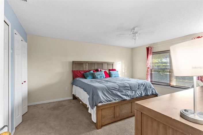 Image No.20-4 Bed Property for sale