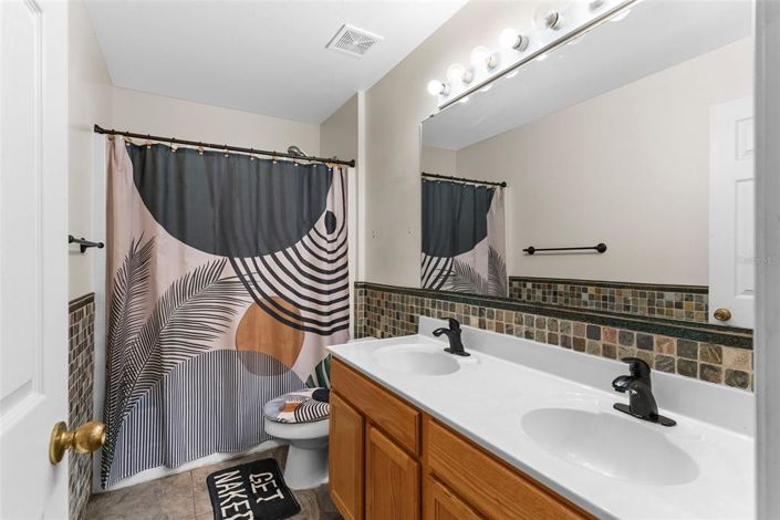 Image No.27-4 Bed Property for sale