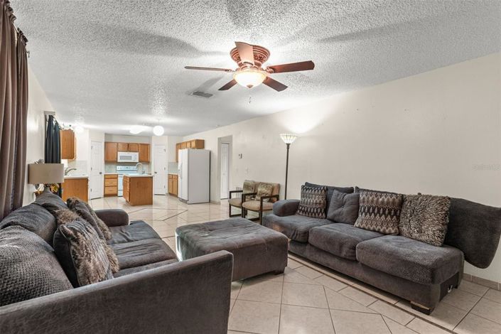 Image No.7-4 Bed Property for sale