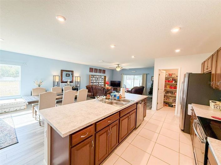 Image No.14-Propriété de 4 chambres à vendre à Davenport