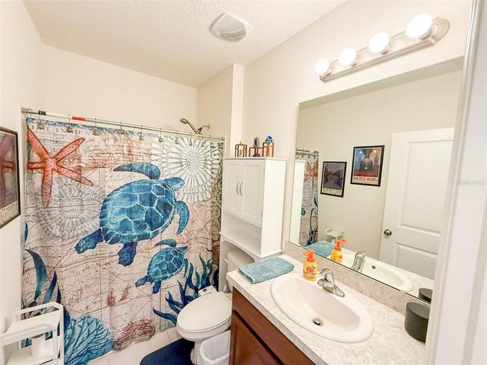 Image No.2-Propriété de 4 chambres à vendre à Davenport