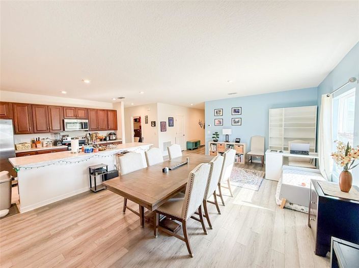 Image No.8-Propriété de 4 chambres à vendre à Davenport