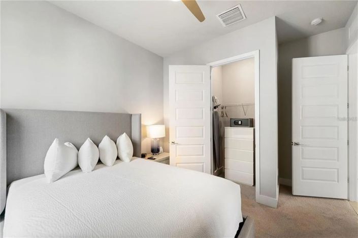 Image No.16-4 Bed Property for sale