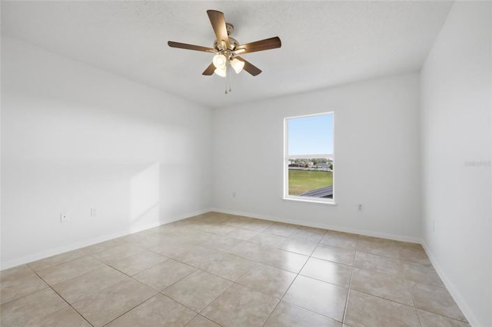 Image No.34-5 Bed Property for sale