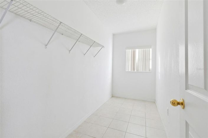 Image No.15-Propriété de 4 chambres à vendre à Kissimmee