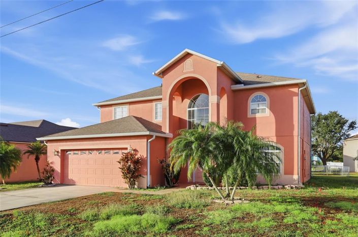 Image No.2-Propriété de 4 chambres à vendre à Kissimmee