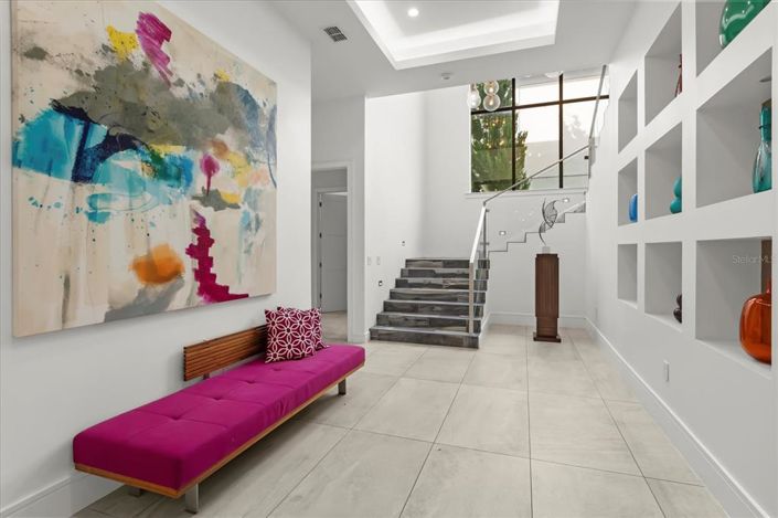 Image No.17-12 Bed Property for sale