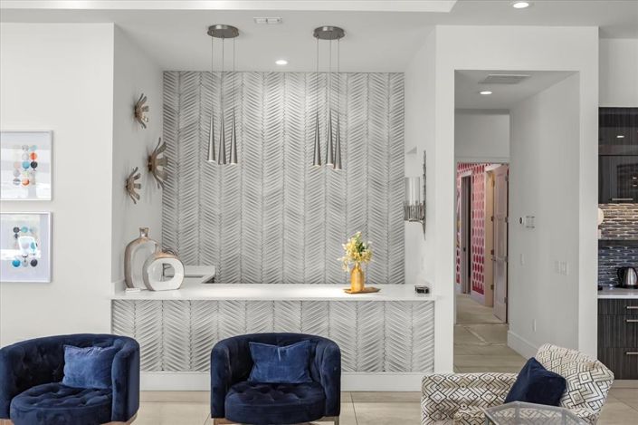 Image No.22-12 Bed Property for sale