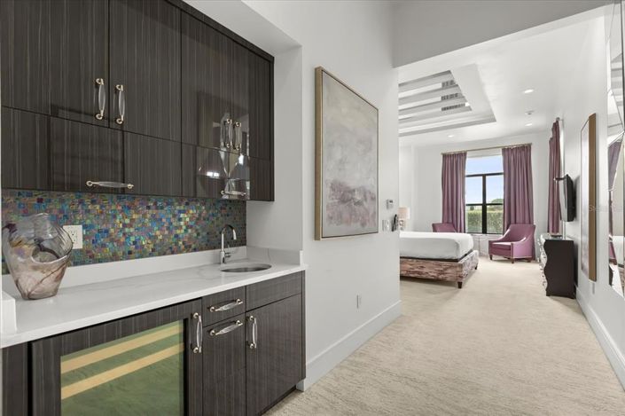 Image No.39-12 Bed Property for sale