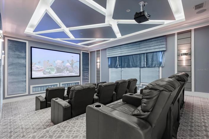 Image No.51-12 Bed Property for sale