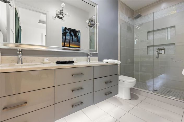 Image No.57-12 Bed Property for sale