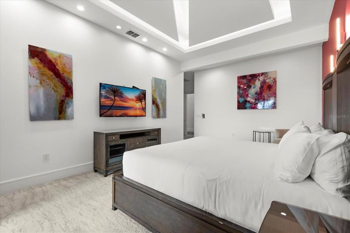 Image No.58-12 Bed Property for sale