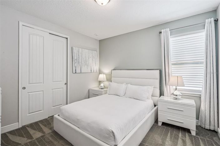 Image No.35-8 Bed Property for sale