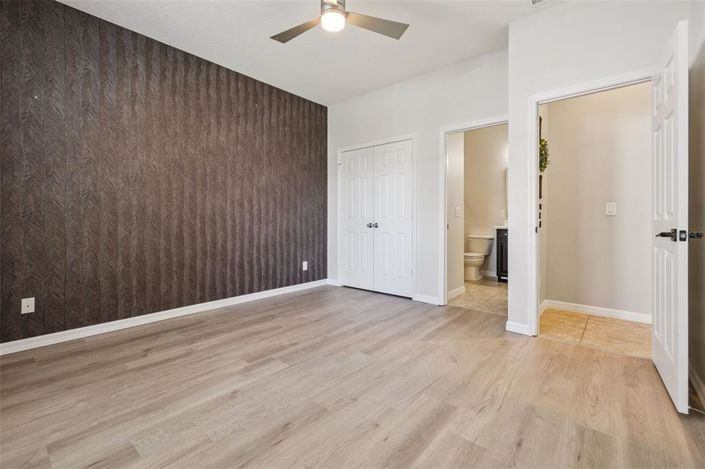 Image No.28-7 Bed Property for sale