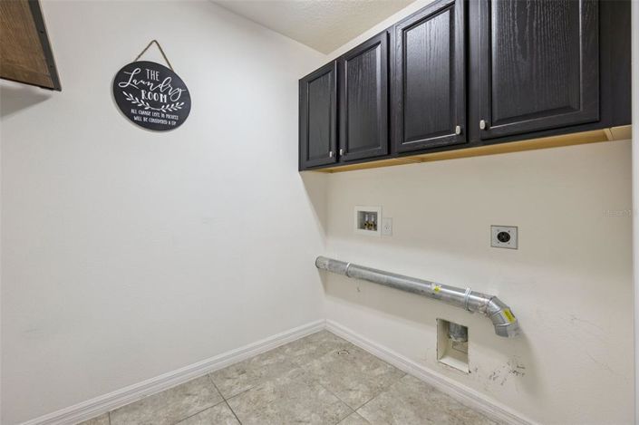 Image No.36-7 Bed Property for sale