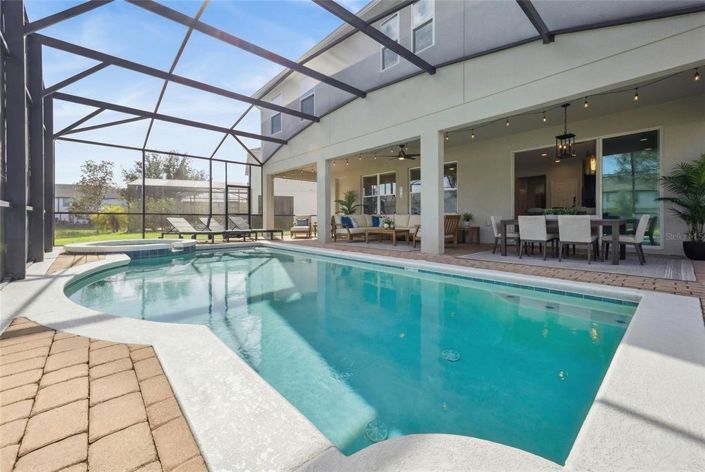 Image No.38-7 Bed Property for sale