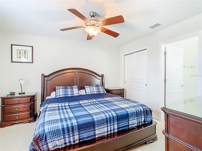 Image No.22-6 Bed Property for sale