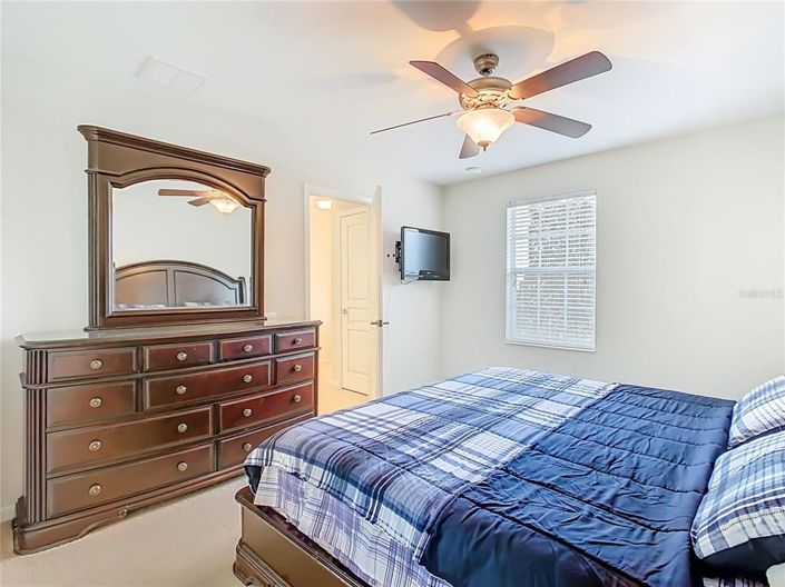 Image No.24-6 Bed Property for sale