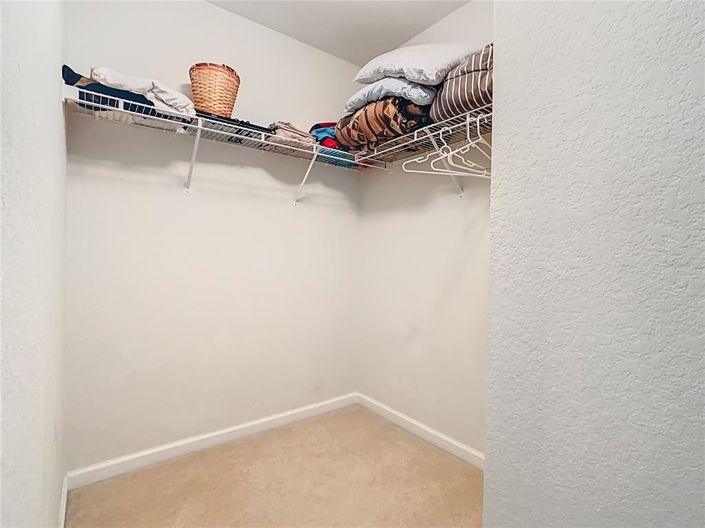 Image No.35-6 Bed Property for sale