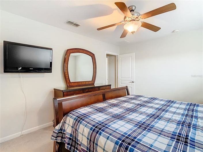 Image No.37-6 Bed Property for sale