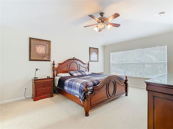 Image No.39-6 Bed Property for sale