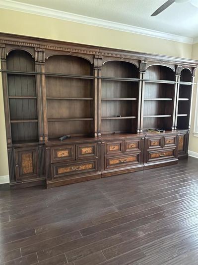 Image No.11-4 Bed Property for sale