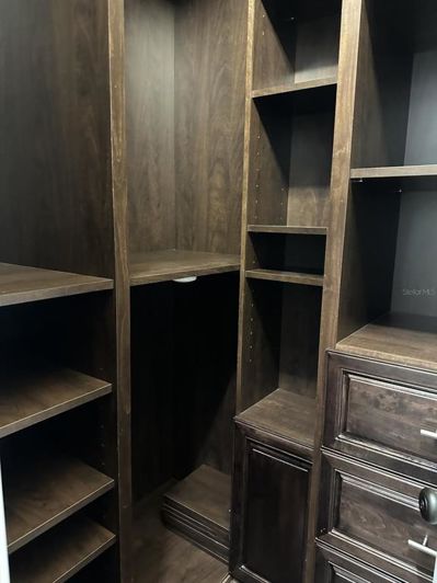 Image No.23-4 Bed Property for sale