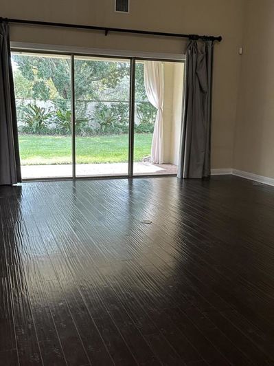 Image No.27-4 Bed Property for sale