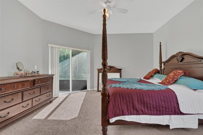 Image No.22-3 Bed Property for sale