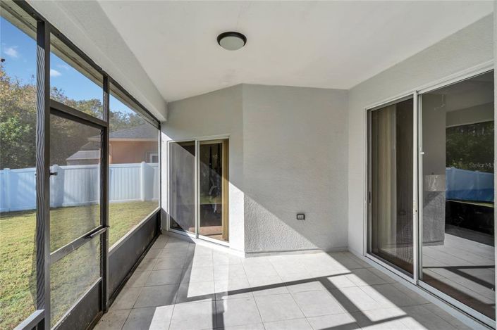 Image No.26-3 Bed Property for sale