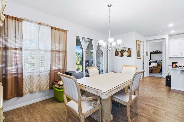 Image No.12-2 Bed Property for sale