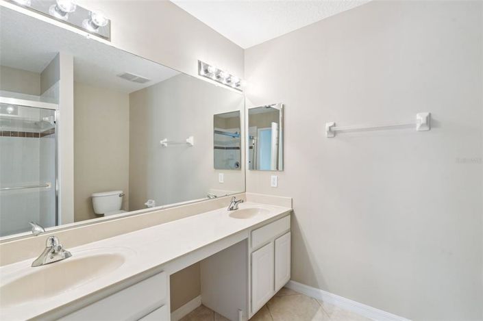 Image No.19-2 Bed Property for sale