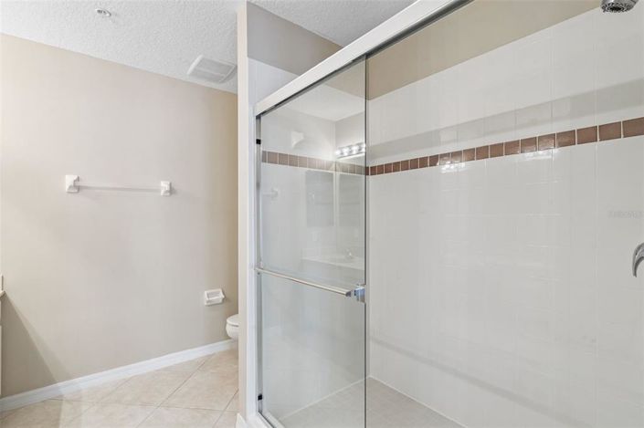 Image No.20-2 Bed Property for sale