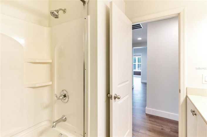 Image No.9-Propriété de 3 chambres à vendre à Orlando