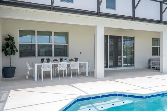 Image No.25-15 Bed Property for sale