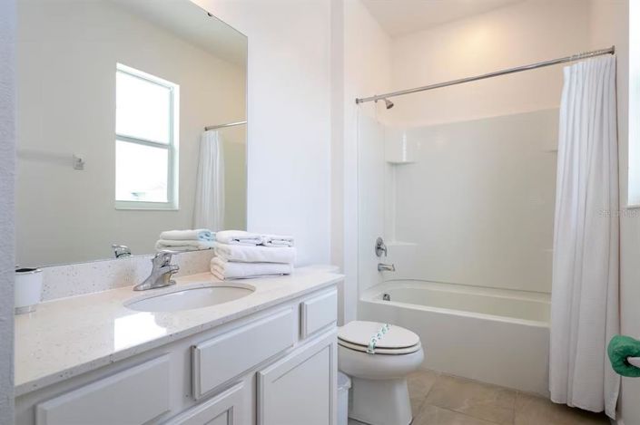 Image No.43-15 Bed Property for sale