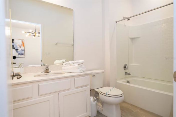 Image No.45-15 Bed Property for sale