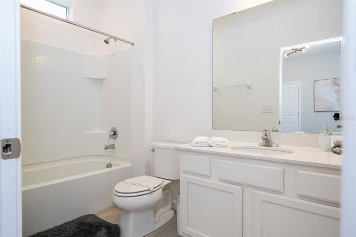 Image No.49-15 Bed Property for sale