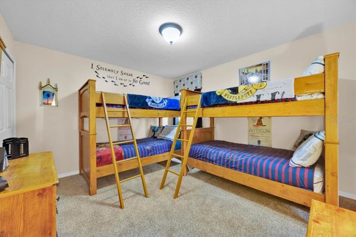 Image No.16-7 Bed Property for sale