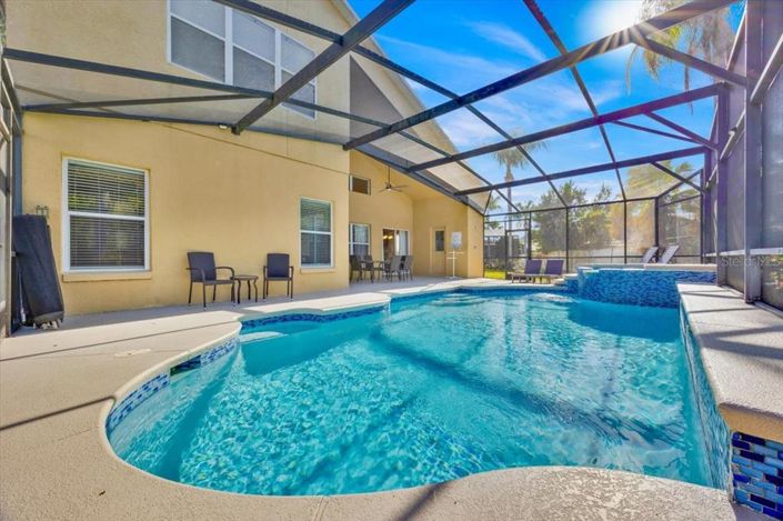 Image No.33-7 Bed Property for sale