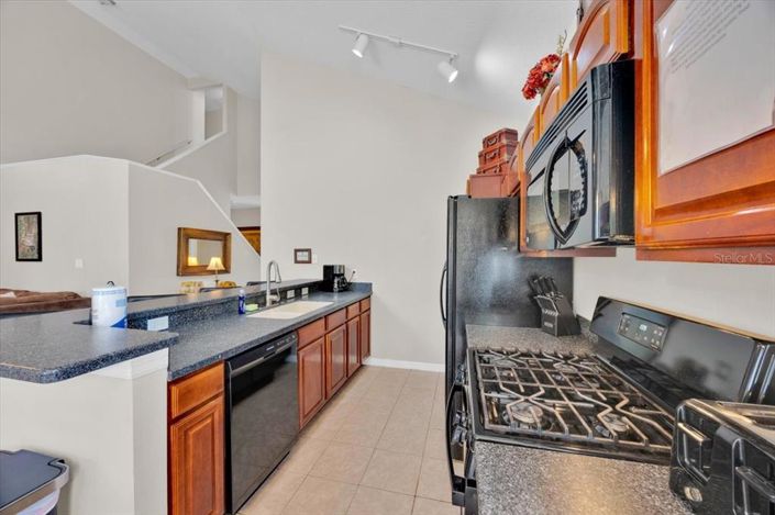 Image No.9-7 Bed Property for sale